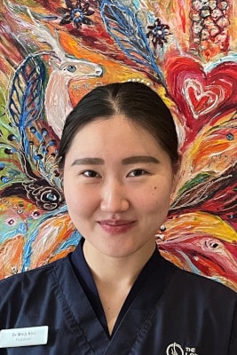 Dr Minji Kim headshot